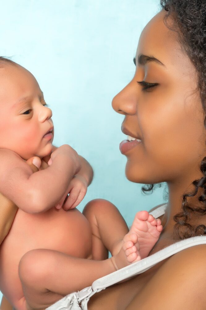 maman bébé accouchement naissance postnatal postpartum mois d'or